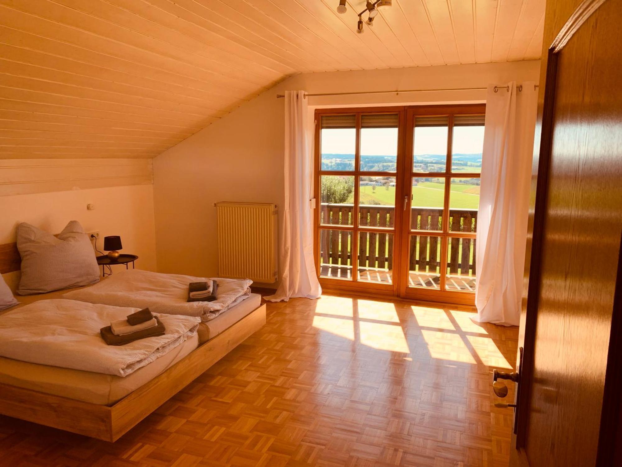 Adlerhorst, 4 Schlafzimmer, Blick In Die Alpen, Parkplatz Thyrnau Exterior photo